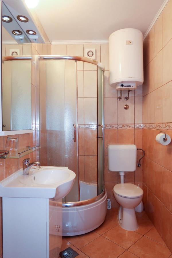 Apartment Ana - Rab166 By Interhome Barbat na Rabu ภายนอก รูปภาพ
